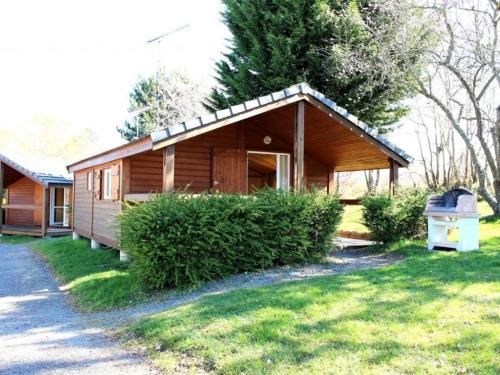 Chalet familial au camping avec piscine naturelle - FR-1-489-400