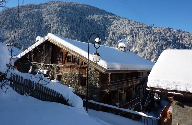CHALET FARM LA LAITERIE 200m walking to ski lift Peisey-Vallandry PARADISKI