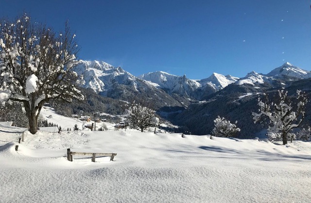 CHALET FULL SOUTH VIEW MAGNIFICENT ON CHAIN OF ARAVIS 8 PERS