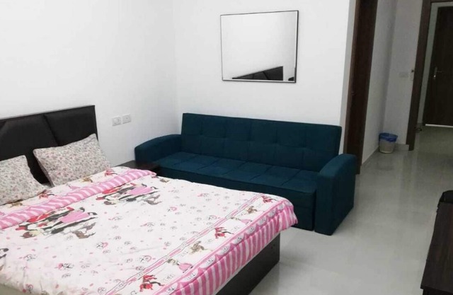 chalet hacienda white