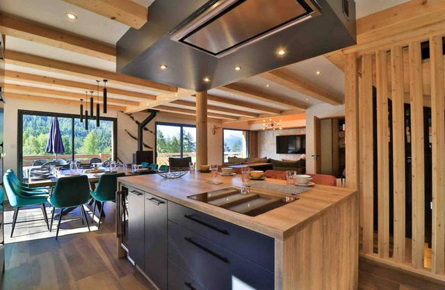 Chalet Haut de Gamme 4* for 12pers with Jaccuzzi, Sauna+Gym