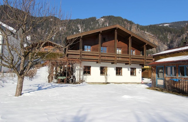 Chalet in Goldegg near Ski Slopes
