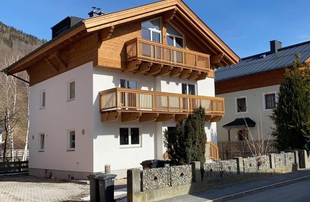 Chalet in Zell am See near Ski Slopes