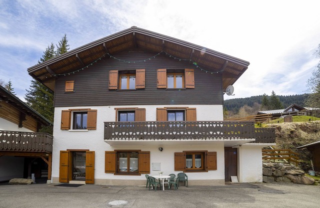 Chalet 'L'orée Du Bois' with Mountain View, Private Terrace and Wi-Fi
