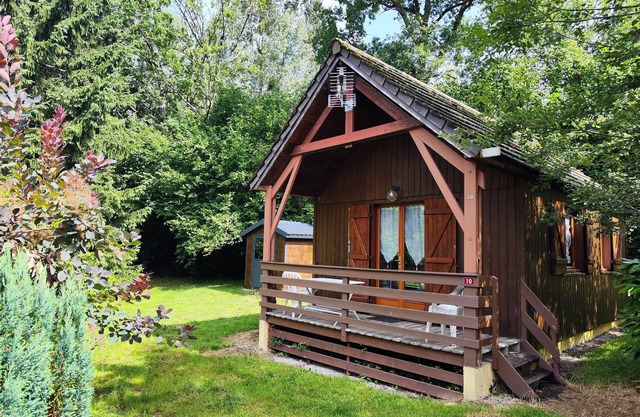 CHALET LAKE SETTONS