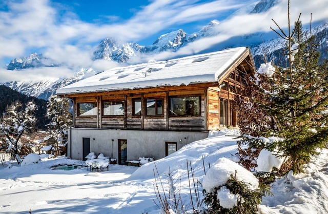 Chalet Leandre: This chalet is simply stunning, a 2 year labour of love to convert this old farmhous