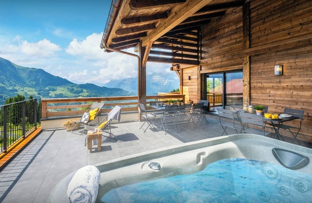 Chalet Paralpin - 5-star family mountain break 12p - hot tub - OVO Network