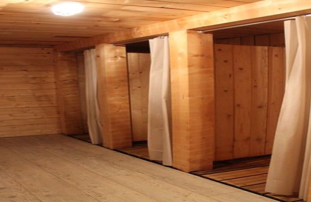 Chalet Praz de Lys sleeps 17 on the slopes