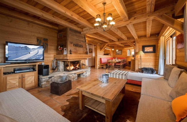 Chalet, ski-in/ski-out & foot of the slopes, view ski slopes, fitness, sauna, balcony