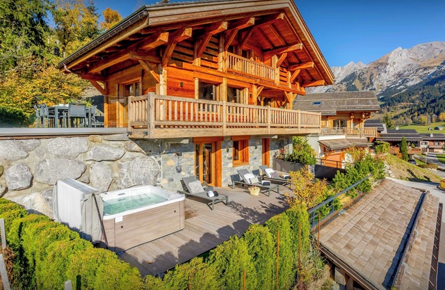 Chalet Stellaone - French Alps base for 12, spa & views - OVO Network