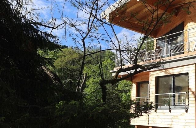 Chalet sur Pilotis, Cadre Insolite, au Dessus D'un Étang Dans un Parc Privé