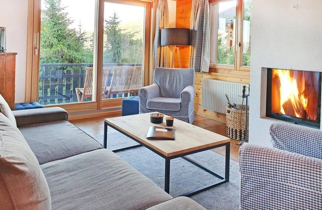Chalet, wifi, 100m from ski slopes, view mountain, terrace, balcony, fireplace or stove, parking, tv