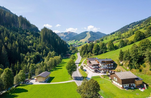 Chalet With Sauna and Jokercard in Summer
