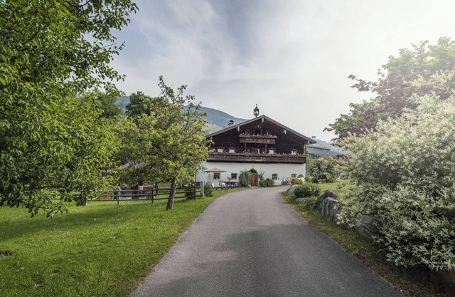 Chalet "Wolfbachgut" with Mountain View and Sauna