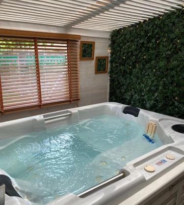 Chalet zen SPA Jacuzzi 30 min de Bordeaux