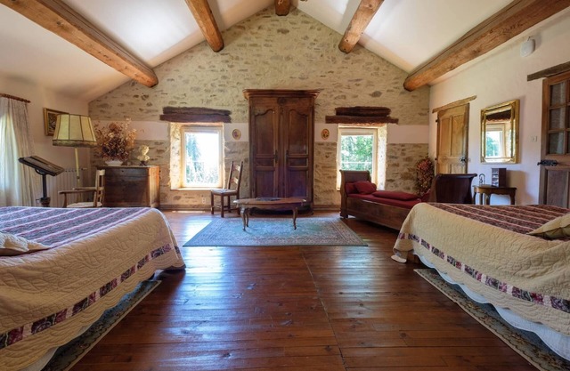 Chambre D'hôtes Pour 2 à 6 Personnes "La Suite Naiade" Près de Carcassonne
