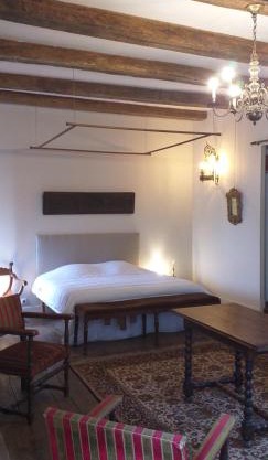 Chambre Renaissance au Château de Champagne-Mouton