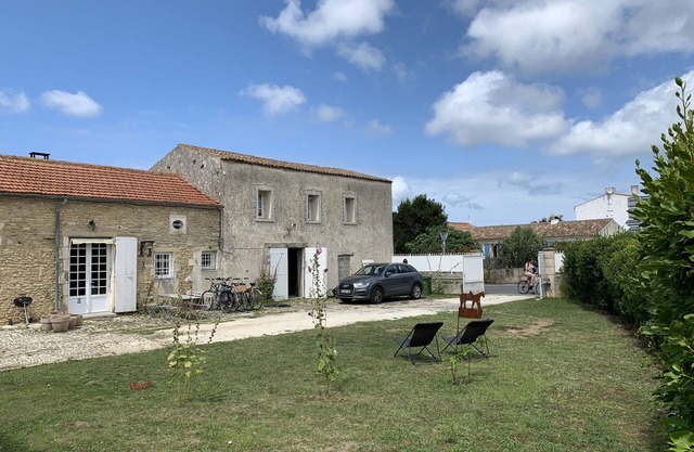 Charentais house renovated in 2020