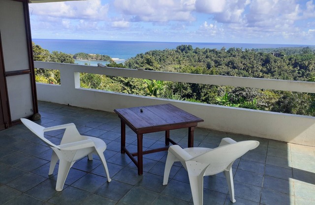 Charly's Place - Studio-Apartment with magnificent View