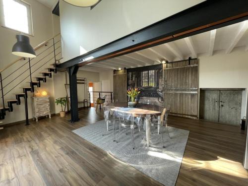 Charmant gîte contemporain avec piscine chauffée, idéal pour 4 personnes - FR-1-489-444