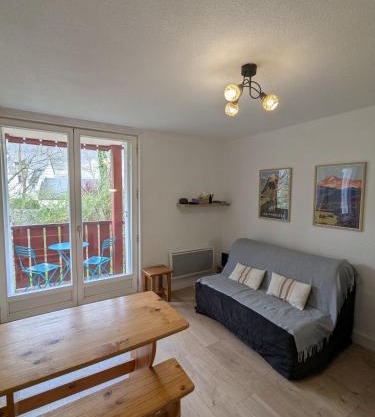 Charmant T2 wifi parking gratuit 4 personnes