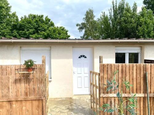 Charmante maison à Clermont avec terrasse proche de Paris