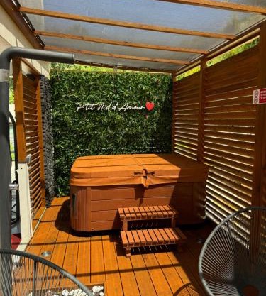 Charmante maison avec jacuzzi