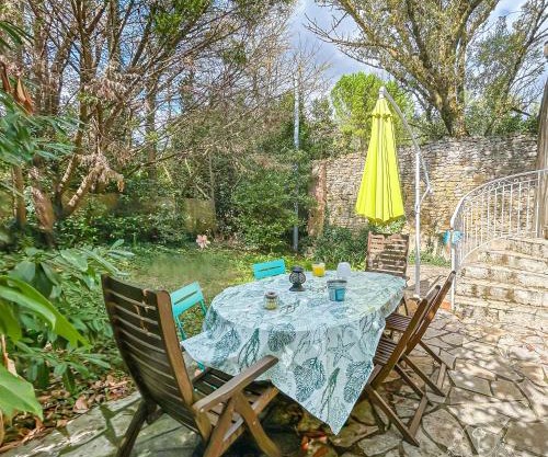 Charme rustique avec jardin privé "Au Pastel"