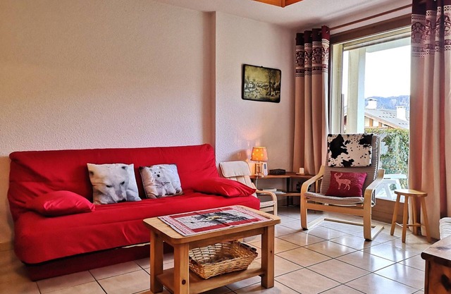 Charming 2-Room Apartment in Notre-Dame-de-Bellecombe – Sleeps 6, Near Slopes and Village Center