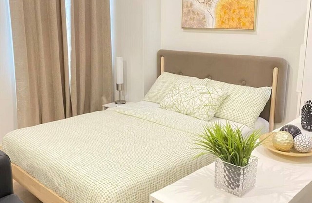 Charming 1-bedroom condo in fabulous City of Santa Rosa with AC