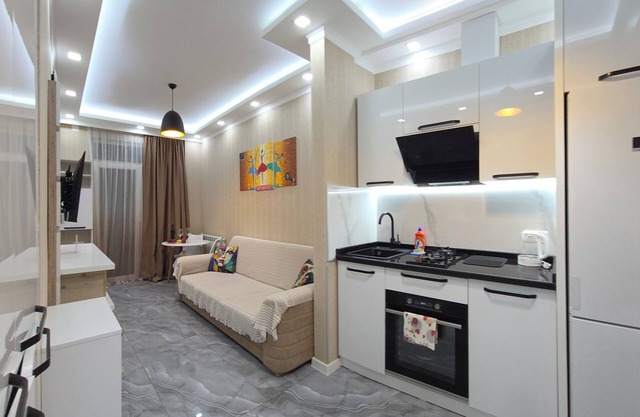 Charming 1-bedroom apartment in beautiful Batumi with WiFi, AC