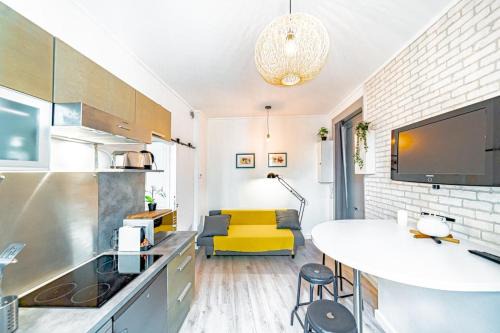 Charming 1 bedroom apartment Oullins center near metro