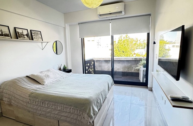 Charming 1-bedroom apartment with AC and WiFi in amazing Buenos Aires