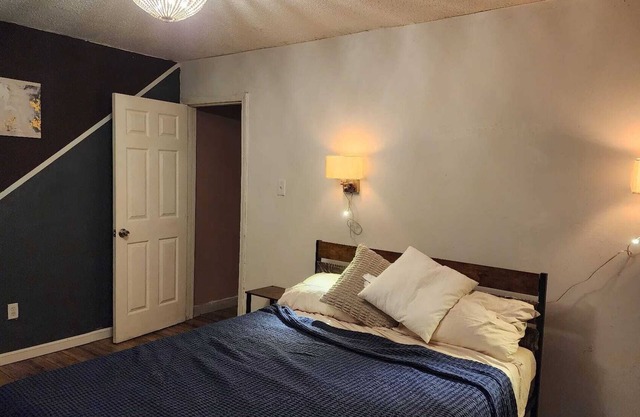 Charming 1-bedroom house in marvelous Memphis with AC