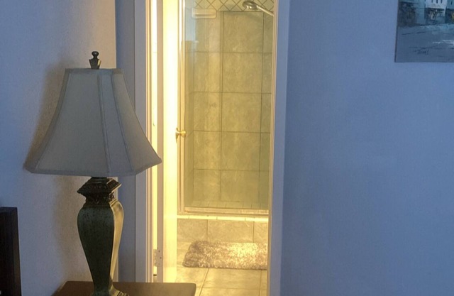 Charming 1-bedroom house in fantastic Conroe with AC