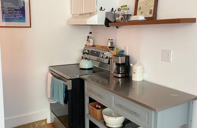 Charming 1-BR Apartment in Conway, WiFi/AC
