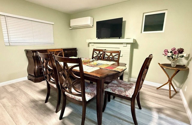 Charming 2-bedroom house with WiFi, AC in delightful Monterey Park