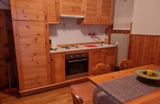 Charming 2-bedroom apartment in Norge with WiFi access