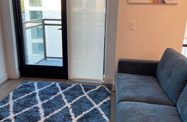 Charming 2-bedroom house with AC, WiFi in excellent Atlanta