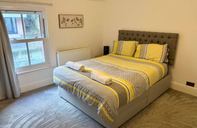 Charming 2-Bedroom House in the Heart of Colwyn Bay
