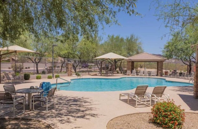 Charming 2BR home in prime Scottsdale location