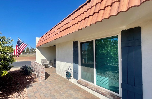 Charming 3-bedroom Desert Farmhouse in Historic Litchfield Park