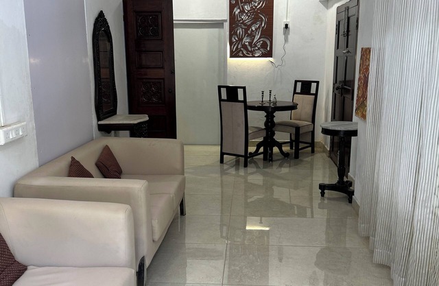 Charming 3-bedroom bungalow with WiFi and AC in gorgeous Chennai