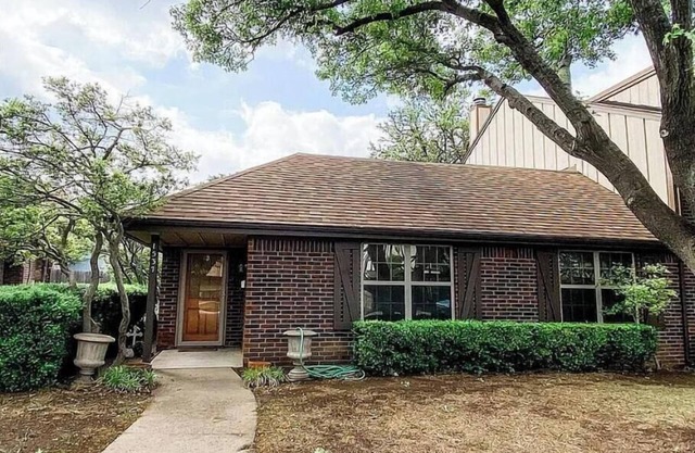 Charming 3-bedroom house with WiFi, AC in delightful Amarillo