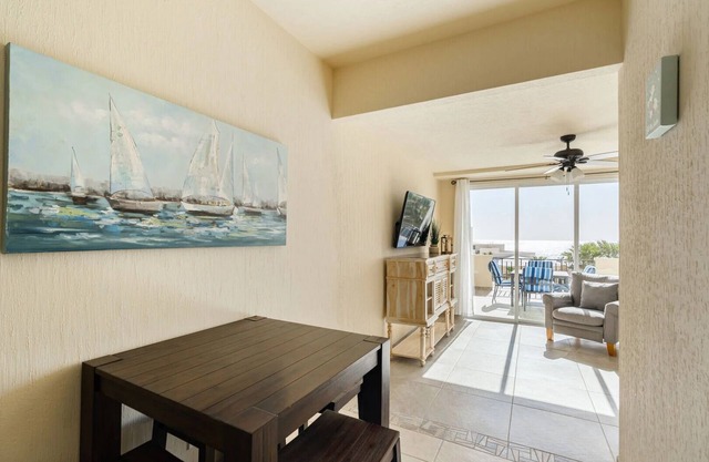 Charming 3 half bedrooms condo in Playa Azul Resort Puerto Peñasco. Owner-direct