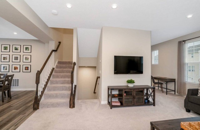 Charming 3BR Getaway with Garage &Perfect Location