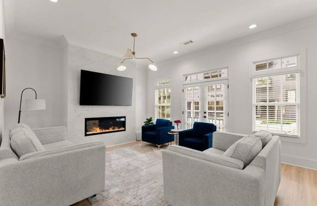 Charming 4-bedroom townhome in Sugar Hill/Buford