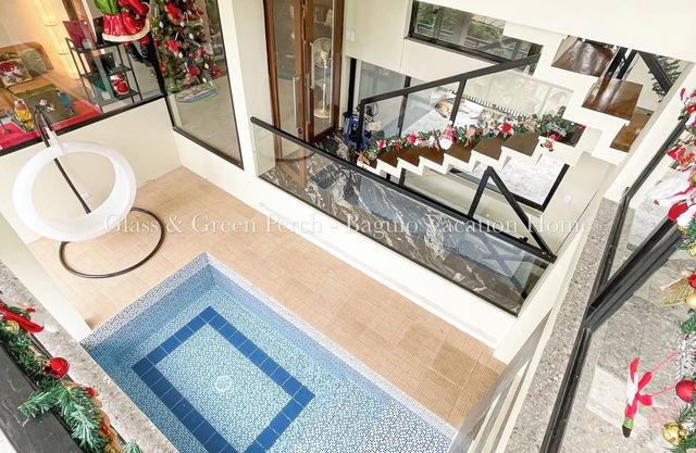 Charming 5-bedroom Villa in Baguio with Heated Dipping Pool :Glass & Green Perch