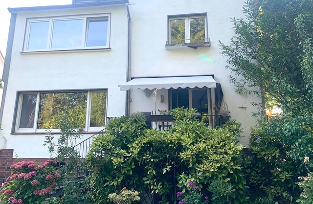 Charming Apartment in Essen near Schlosspark