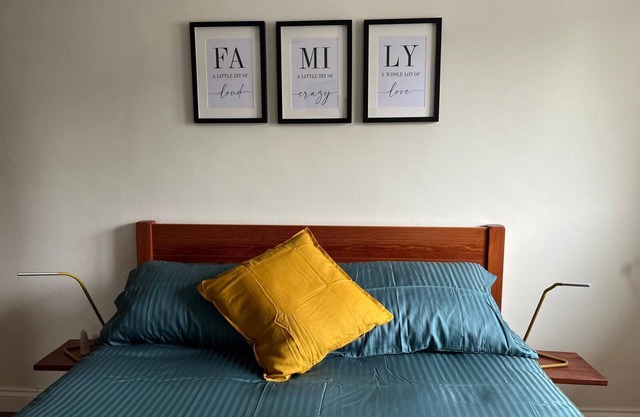 Charming Apartment with Easy Access to Central London Attractions - with WiFi